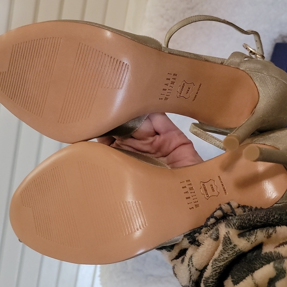 Gorgeous Beige Stuart Weiztman Beige Moore Silk Heels Sz 9.5 M - Picture 4 of 6